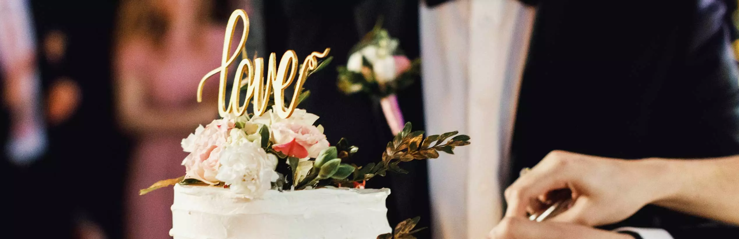Hochzeitstorte in Hochzeitskarten-Jubilaeum-Rubinhochzeit